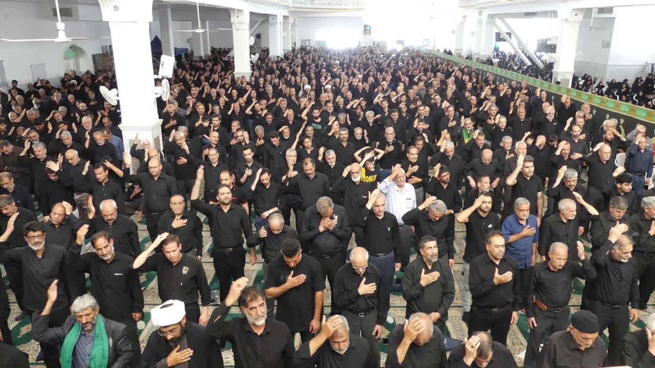 اجتماع عزاداران حسینی در شهرستان آباده برگزار شد