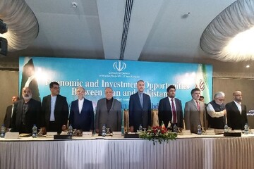 عقد مؤتمر حول فرص الاستثمار الاقتصادي بين إيران وكراتشي بحضور أمير عبداللهيان