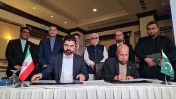 امضای سند همکاری میان اتاق بازرگانی ایران و اتاق بازرگانی کراچی