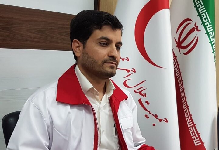 اعزام فوری 6 تیم عملیاتی هلال احمر به محل آتش سوزی مجتمع ونوس انزلی