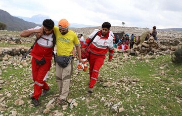 نجات ۲ کوهنورد گرفتار در ارتفاعات جاده چالوس