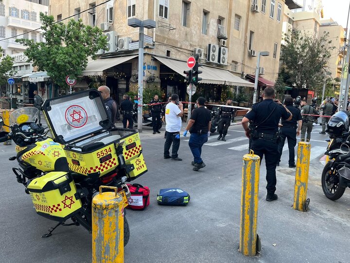 Tel Aviv'de direniş eylemi: 1 Siyonist polis öldü Tel Aviv'de direniş eylemi: 1 Siyonist polis öldü