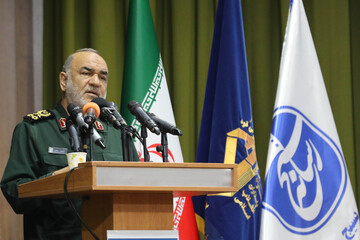 القائد العام لحرس الثورة: نتواجد في أي نقطة يهدد فيها العدو شرف وكرامة المسلمين