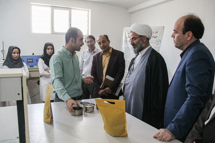 برخی به دنبال ناامید کردن نخبگان علمی در ایران اسلامی هستند 