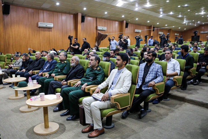 همایش «پیشرفت ایران قوی با خبرنگاران امیدآفرین» 21
