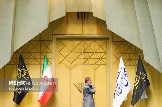 Iran's parliament open session on Sunday
