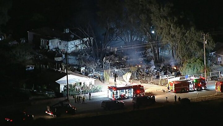 ABD'de yangınlara müdahale eden helikopterler çarpıştı ABD'de yangınlara müdahale eden helikopterler çarpıştı