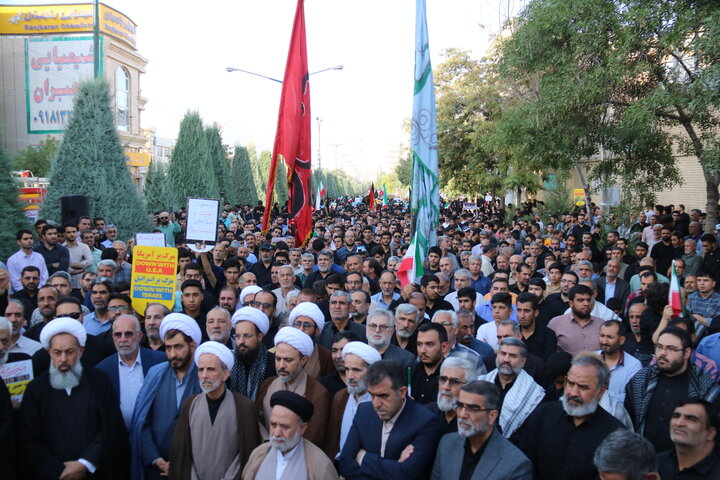 اجتماع باشکوه کرمانشاهیان در دفاع از خانواده شهید مدافع حرم