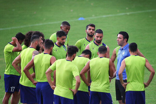 تمرین پرسپولیس و استقلال در شرایط متفاوت برگزار شد