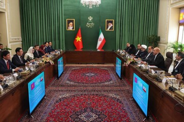 İran ve Vietnam parlamento heyetleri bir araya geldi