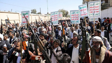 Ansarullah warns US against getting close to Yemen waters