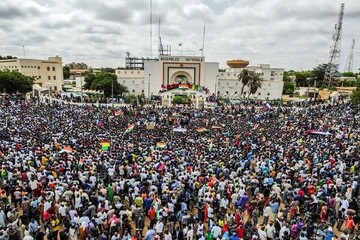 France struggling to keep only remaining ally in west Africa