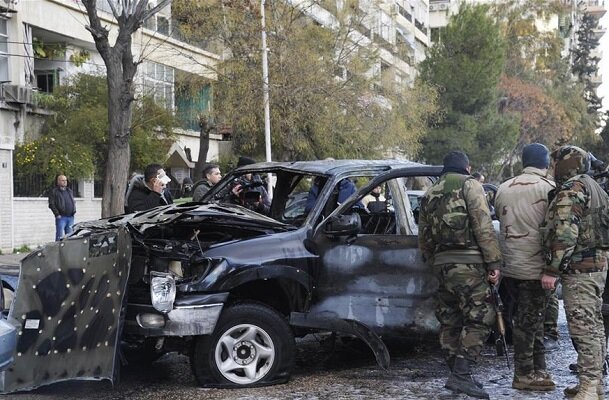 انفجار عبوة ناسفة زرعها إرهابيون بسيارة خاصة بريف دمشق