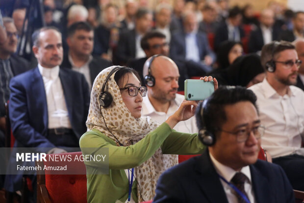 کنفرانس بریکس و ایران با حضور حسین امیرعبداللهیان وزیر امور خارجه در مرکز مطالعات سیاسی وزارت امور خارجه برگزار شد