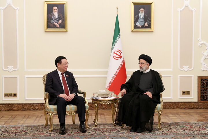 رئيسي: زيارة رئيس البرلمان الفيتنامي الى طهران تعتبر نقطة تحول في تطور العلاقات بين البلدين