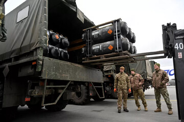 آمریکا ۲۰۰ میلیون دلار کمک نظامی جدید به اوکراین می‌دهد