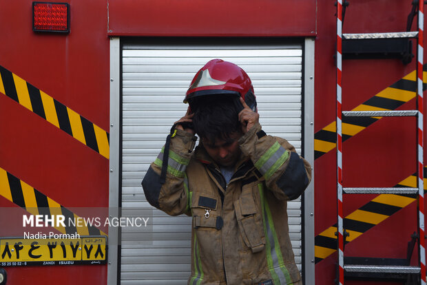 طرح «آتش‌نشان داوطلب» در شهر جهرم اجرایی می شود