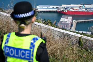 شناسایی «لژیونر» کُشنده روی کشتی محل اسکان پناهجویان در انگلیس