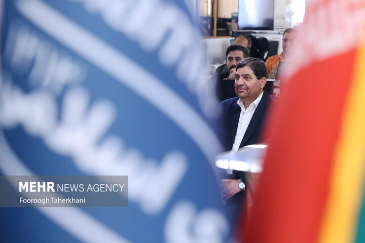 محمد مخبر معاون اول رئیس جمهور،در آیین بزرگداشت روز خبرنگار در خبرگزاری ایرنا حضور دارد