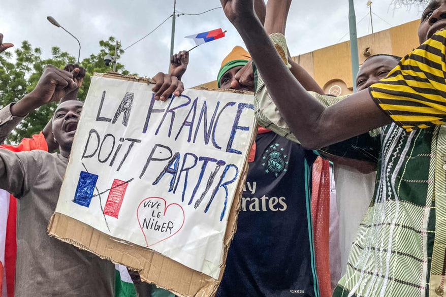 بررسی انقلاب‌ها، خیزش‌ها و گروه‌های ضد استعماری در آفریقا