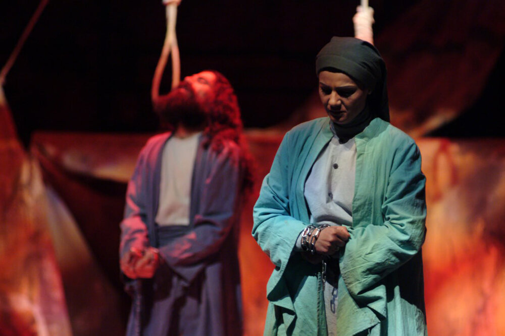 «ضیافت شیطان» در تئاتر شهر/ بازیگر نقش اصلی قبل از اجرا غش کرد!