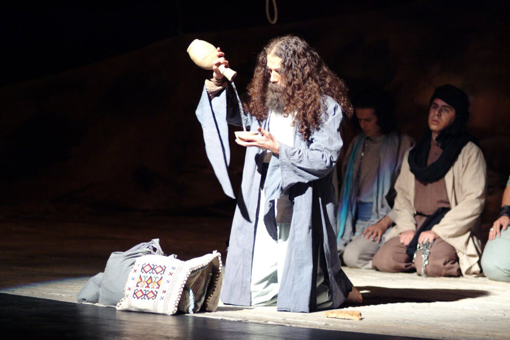 «ضیافت شیطان» در تئاتر شهر/ بازیگر نقش اصلی قبل از اجرا غش کرد!