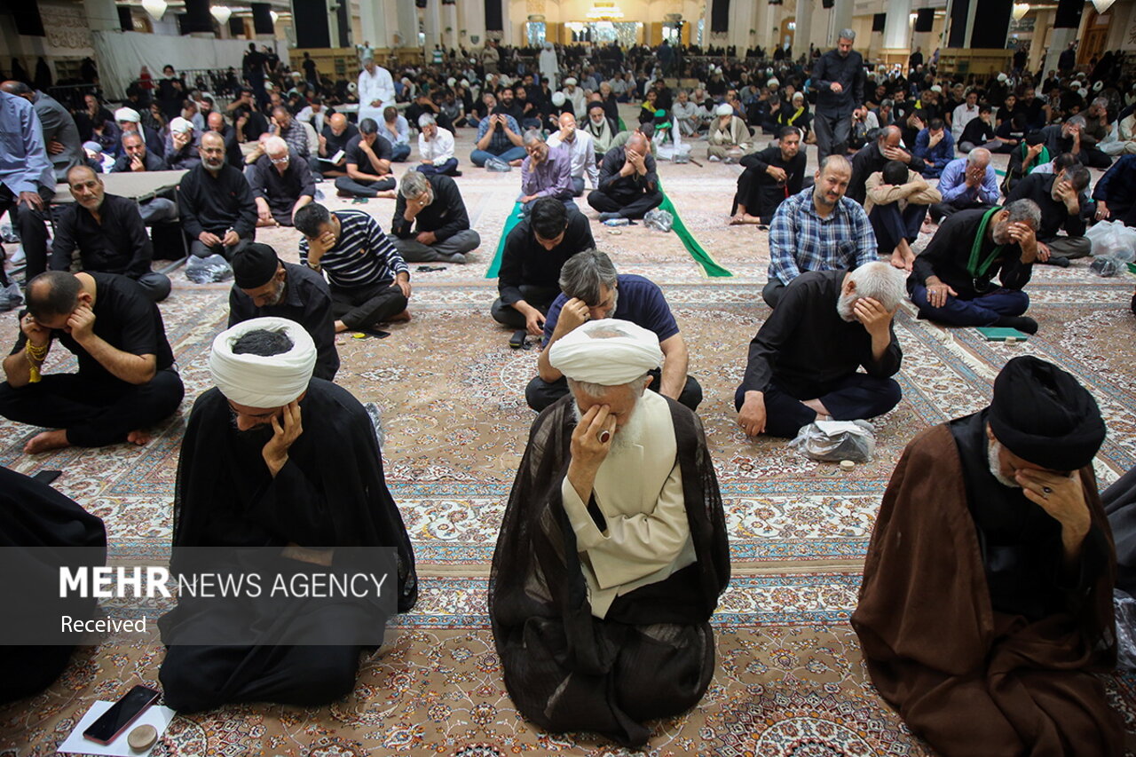 شهر قم سوگوار شهادت سیدالساجدین امام زین العابدین(ع) است