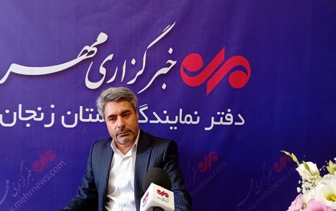 برگزاری رویداد هنری زیتون زخم خورده در زنجان