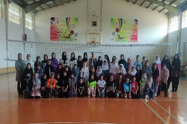 جشنواره استعدادیابی والیبال در شهر فارسان برگزار شد