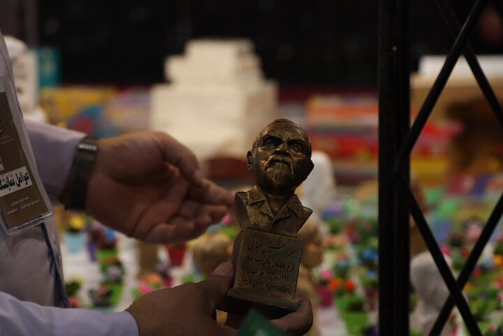 نمایشگاه کتاب فصل شیدایی برگزار شد