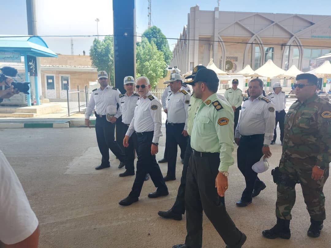 بازدید رئیس پلیس راهور فراجا از مرز مهران