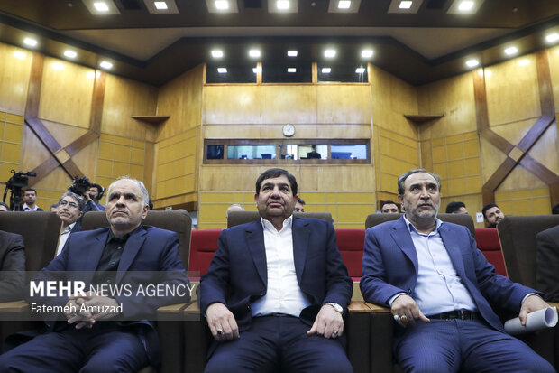 همایش ملی آموزش مدیران و کارشناسان حقوقی دستگاه های اجرایی 14