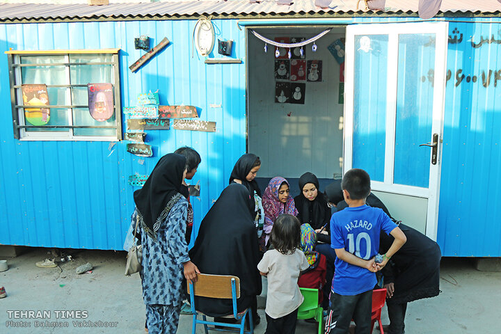 Hanifa providing education for Afghan refugee kids