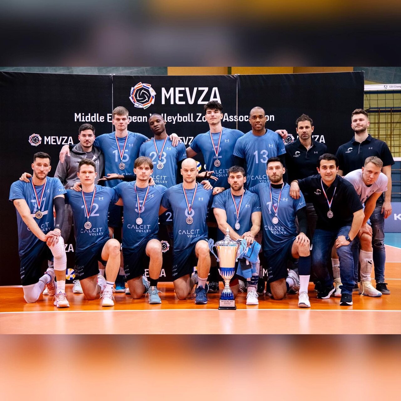 مربیان مطرح در والیبال ایران دستیار نمیشوند/ ضعف بزرگ تیم ملی