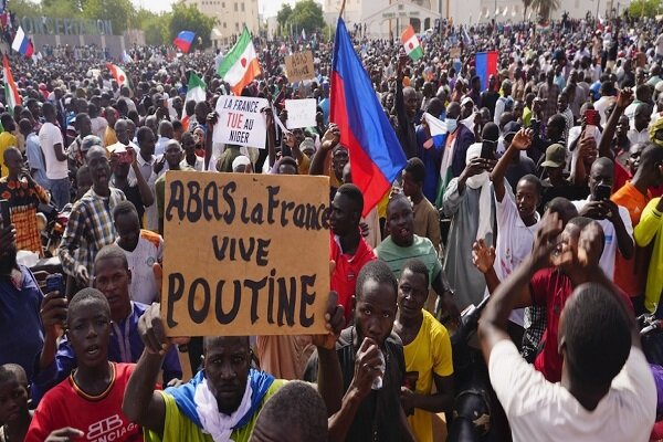 چرا مردم آفریقا خواستار خروج فرانسه و عوامل خارجی هستند؟