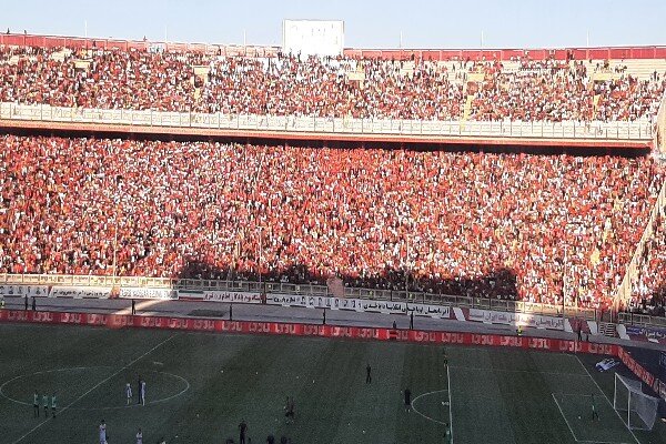 شکست تلخ خانگی تراکتور در مصاف با پرسپولیس شکست تلخ خانگی تراکتور در مصاف با پرسپولیس