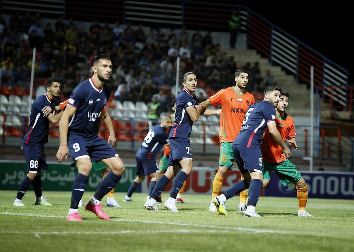 یک بازیکن از تیم فوتبال نساجی مازندران جدا شد