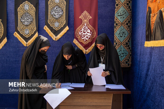 دیدار جمعی از بانوان موکب دار اربعین با رئیس مجلس شورای اسلامی 5