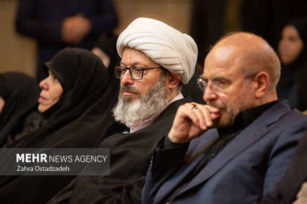 محمد باقر قالیباف رئیس مجلس شورای اسلامی در دیدار جمعی از بانوان موکب دار اربعین حضور دارد