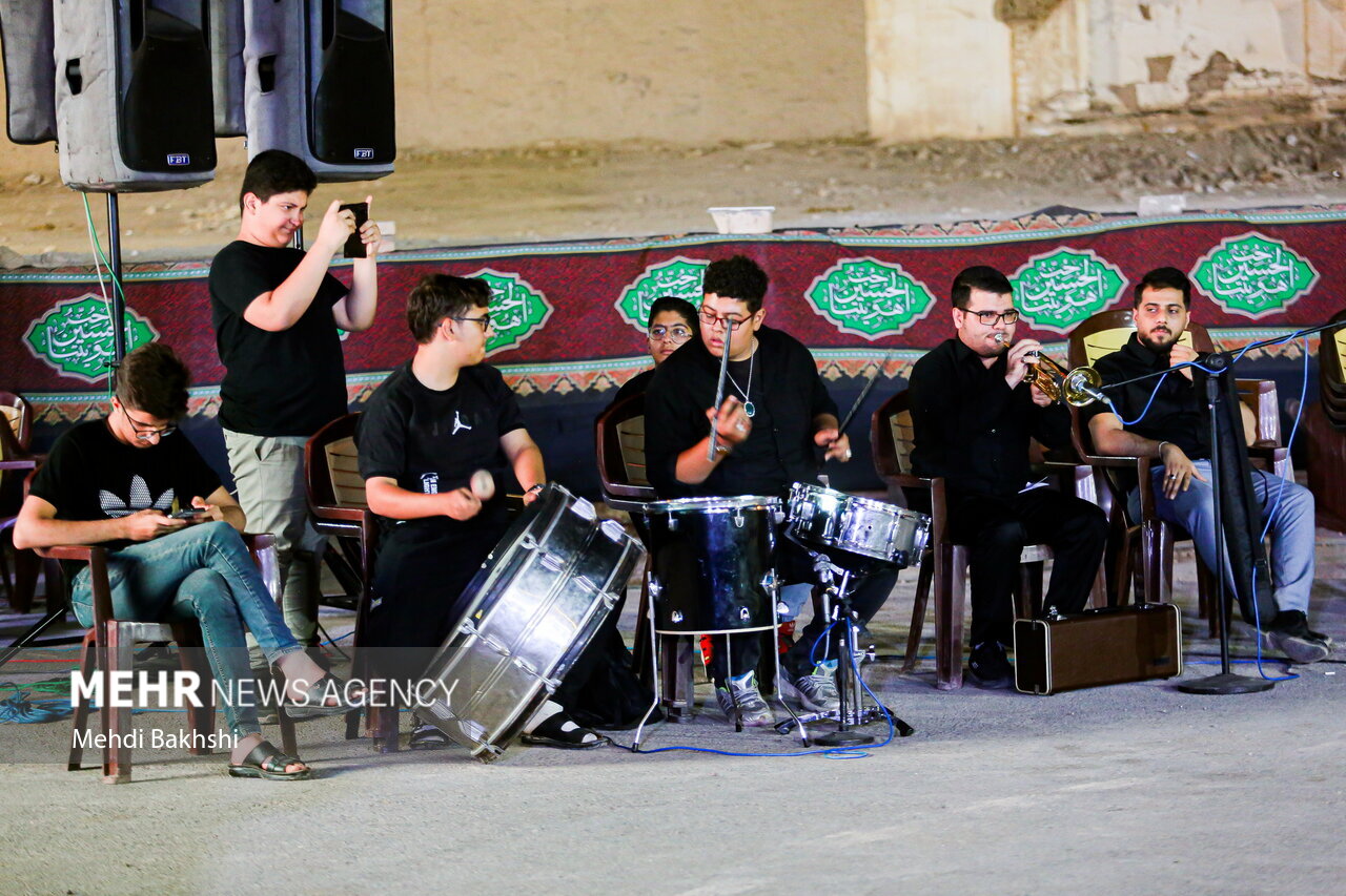 روایتی از مهندسان قمی که پای اقامه عزای سیدالشهدا (ع) هستند