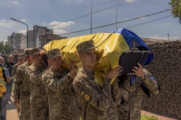 نزدیک به نیم میلیون نظامی در جنگ اوکراین قربانی  شده‌اند