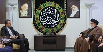 Iranian official meets Hezbollah chief