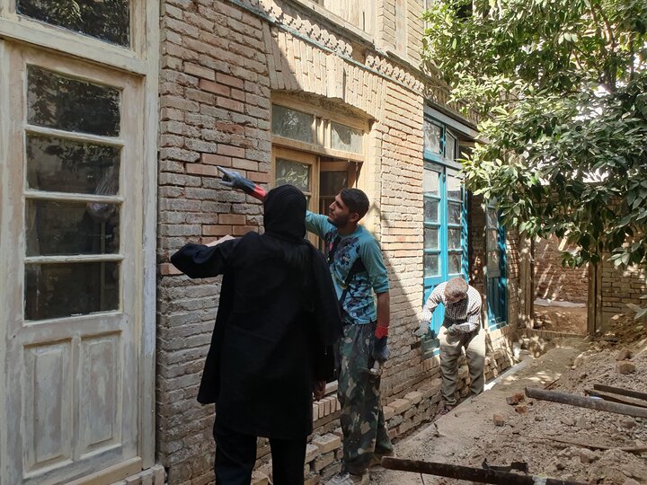 آغاز مرمت خانه پدری جلال آل احمد / خروج 200 کامیون زباله 3