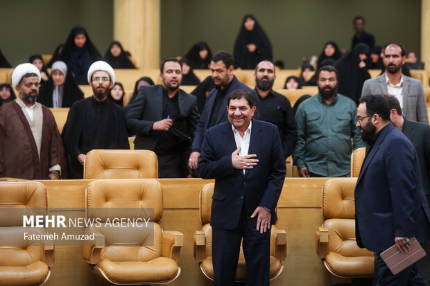 محمد مخبر معاون اول رییس جمهور در اجلاسیه ملی مردمی سازی دولت حضور دارد