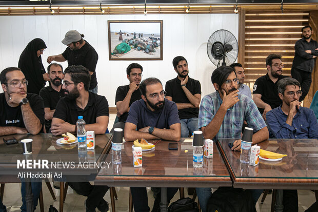 نشست هم اندیشی سخنگوی شورای شهر تهران با عکاسان خبری