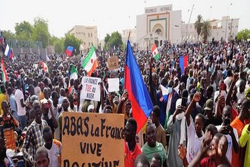شعار «نه به اکوواس، آلت‌ دست استعمارگران؛ آری به میهن» در نیجر طنین‌انداز شد
