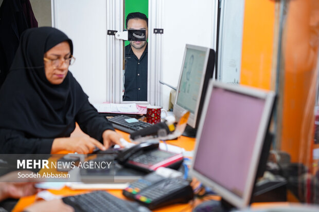 درخواست گذرنامه در مراکز پلیس +10 14