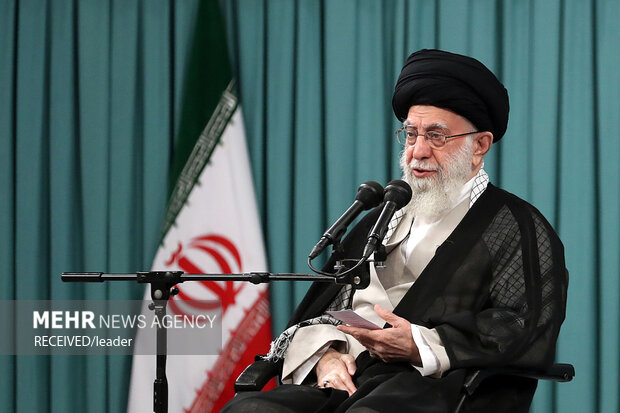 دیداراعضای ستاد برگزاری کنگره ملی شهدای استان اردبیل بارهبرانقلاب 15