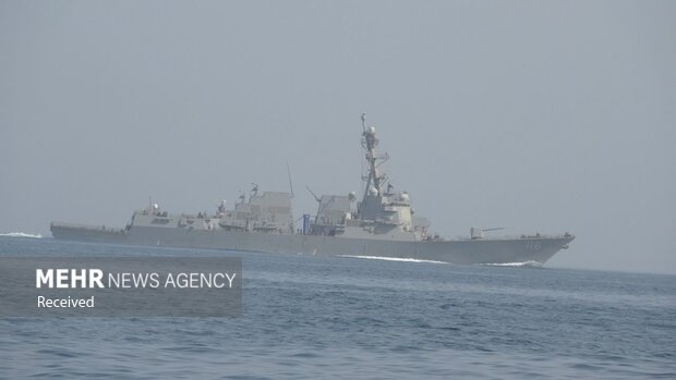 IRGC releases images of US Helicopter carrier entering PG