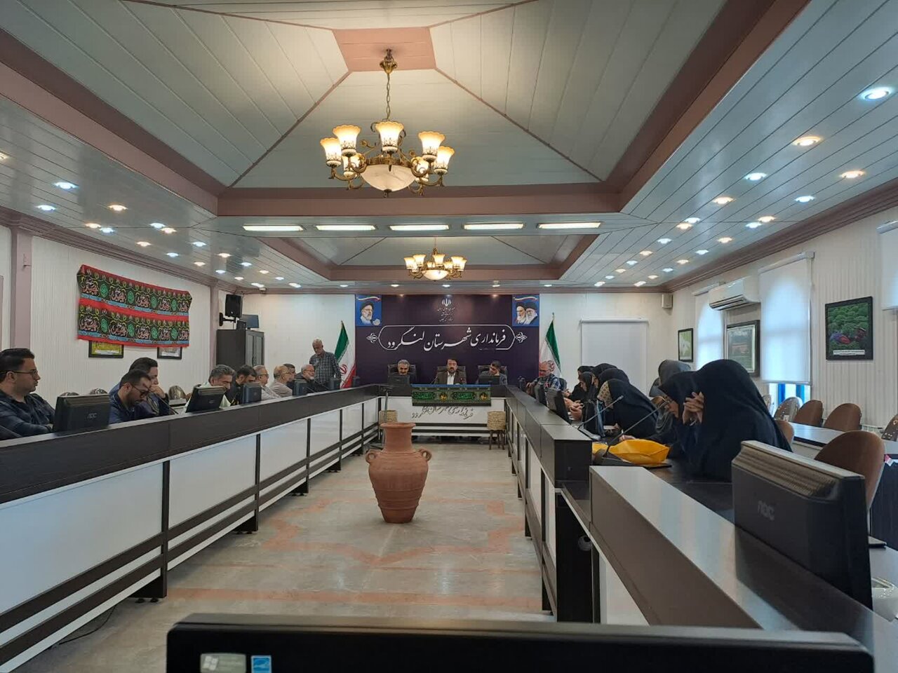 هویت و فرهنگ جامعه با قلم خبرنگاران حفظ میشود هویت و فرهنگ جامعه با قلم خبرنگاران حفظ میشود